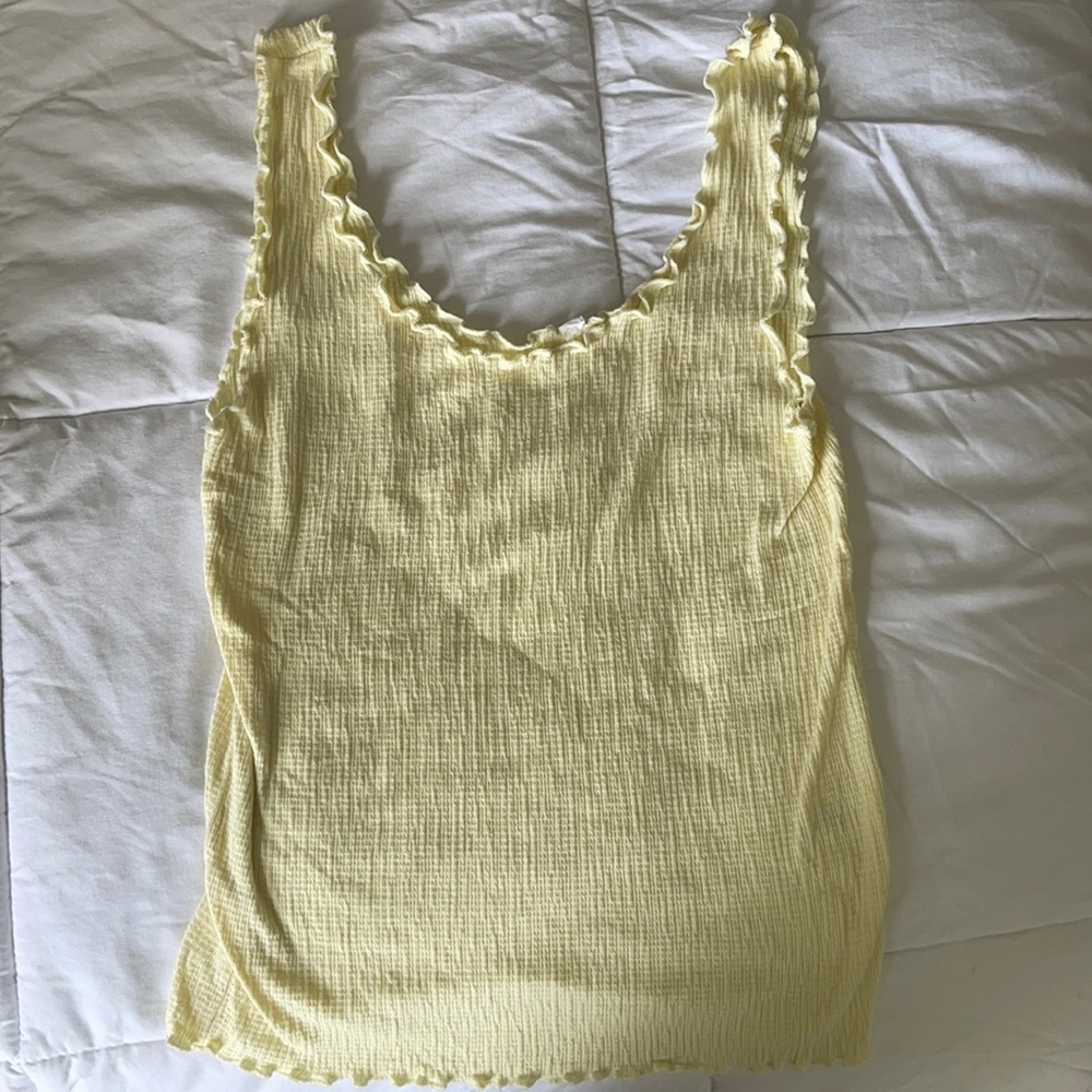 Yellow tank top!